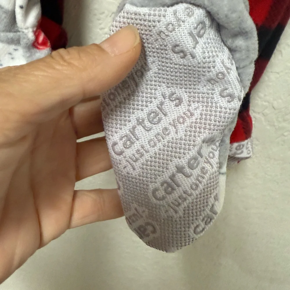 NWT CARTER’S 2 Piece Set- 12 Months
